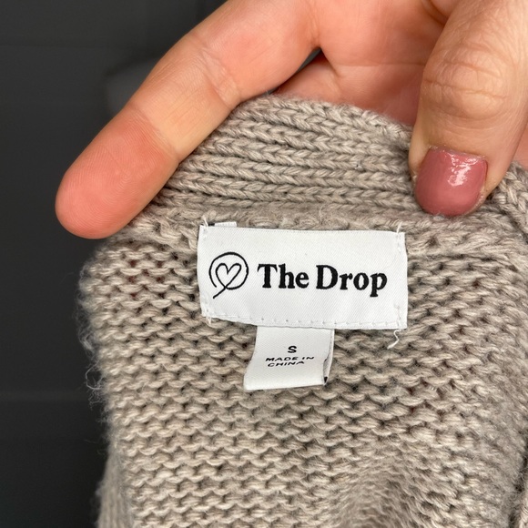 The Drop Chunky Knit Cardigan - Mushroom - Picture 3 of 3